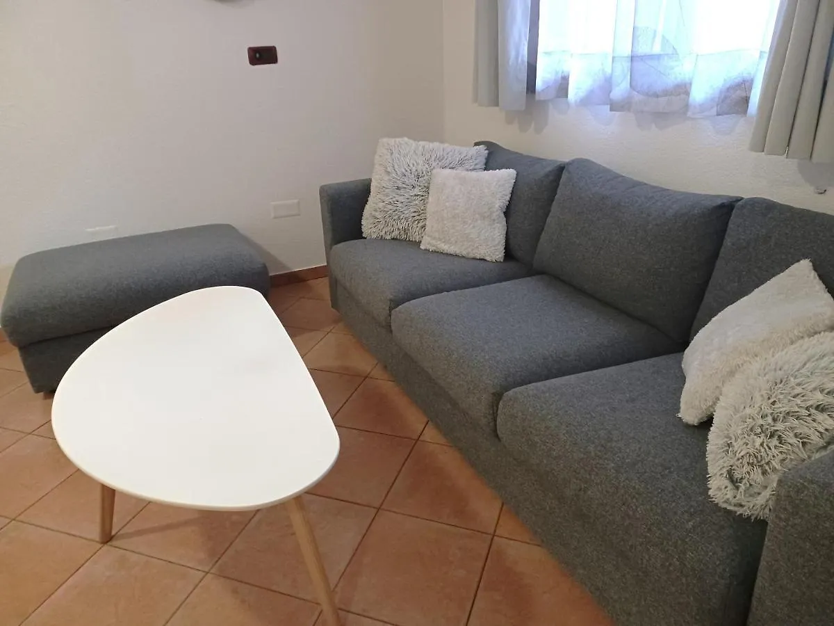 Renato Apartment Basanija